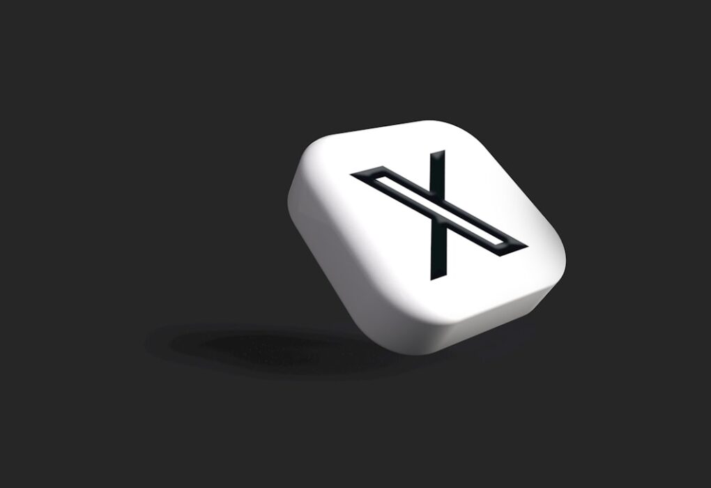 Photo cross-chain instant transfers